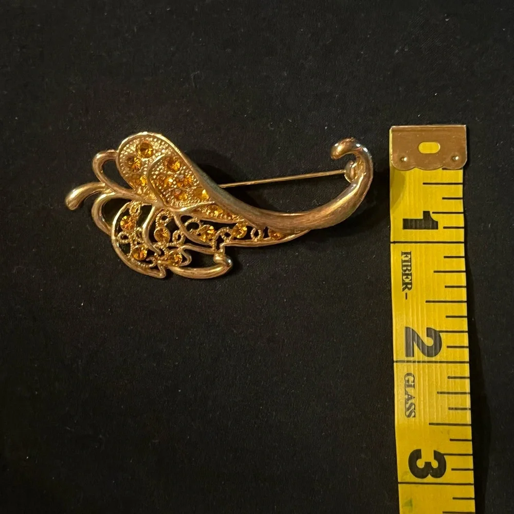 Abstract Gold Tone Leaf Brooch with Orange Rhinestones